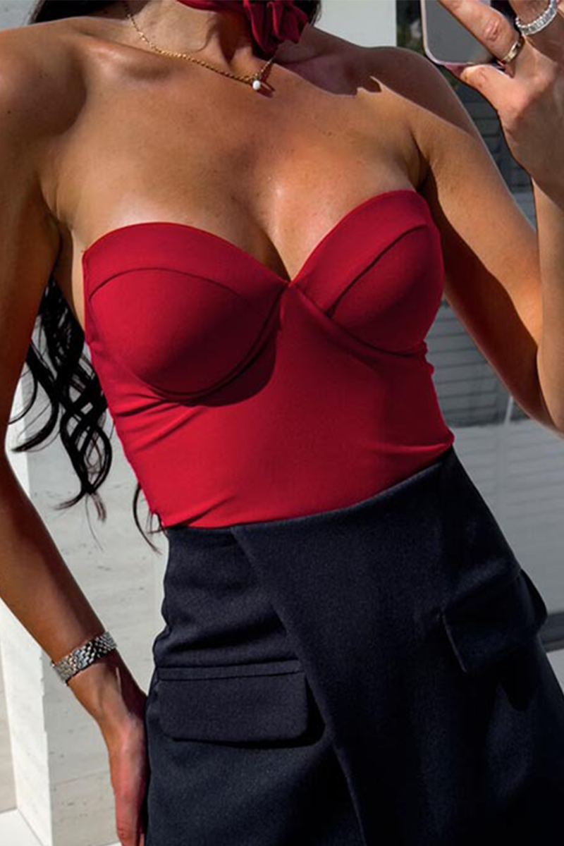 Gracefully Styled Garment for Any Occasion