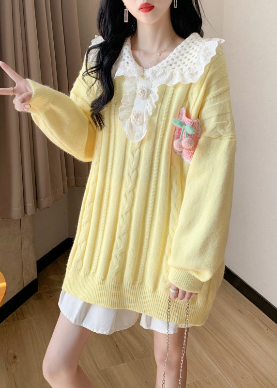 Classic Vintage Sweater with a Flattering Fit