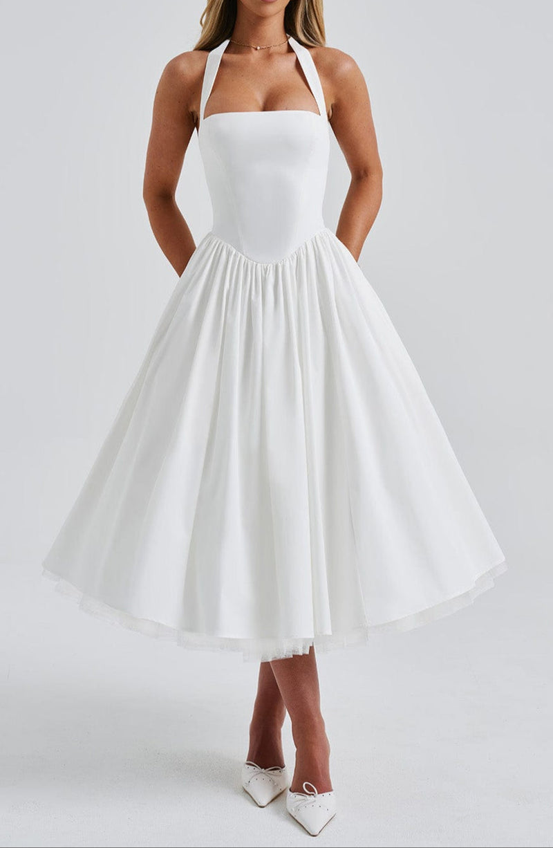 Gracefully Styled Dress for Any Occasion