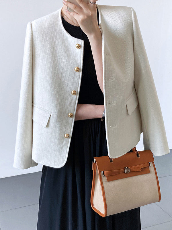 Gracefully Styled Garment for Any Occasion
