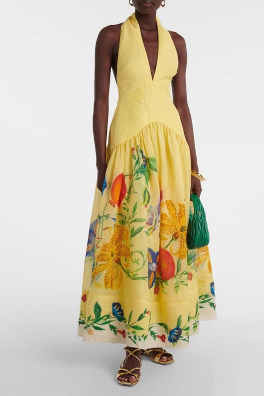 Gracefully Styled Dress for Any Occasion