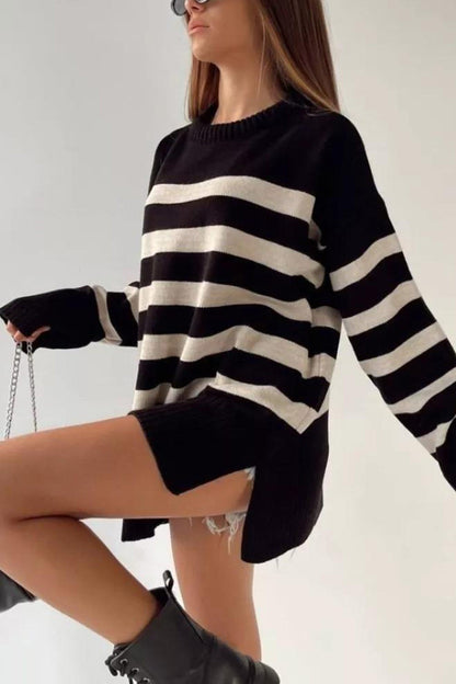 Classic Vintage Pullover with a Flattering Fit