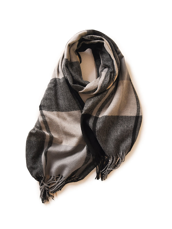 Gracefully Styled Garment for Any Occasion