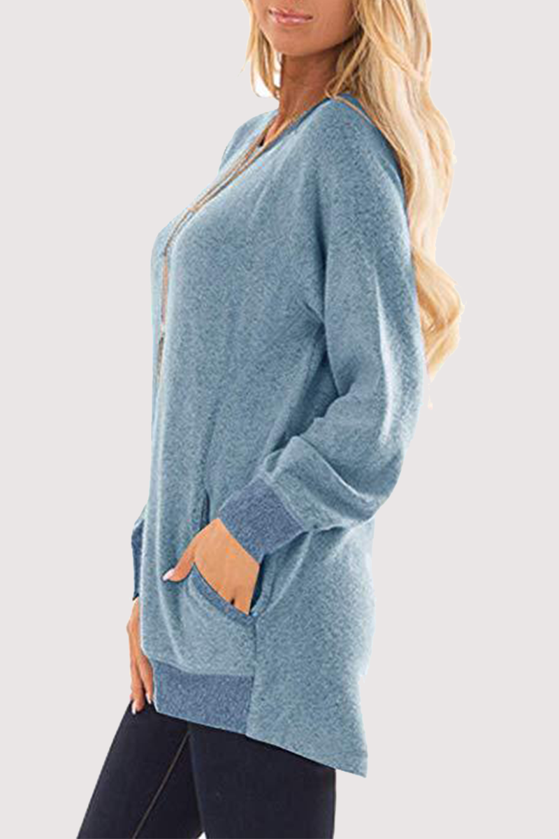 Well Tailored Top with a Graceful Silhouette