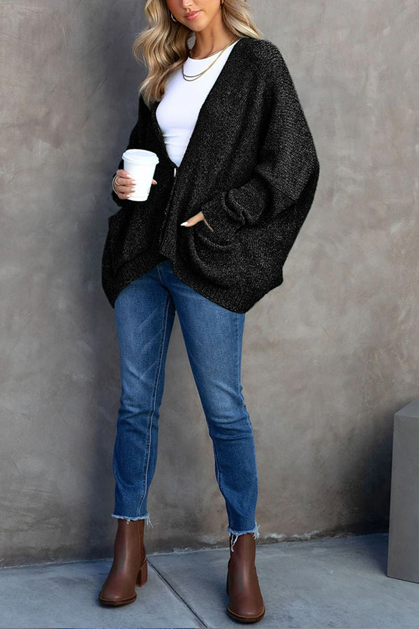 Well Tailored Cardigan with a Graceful Silhouette