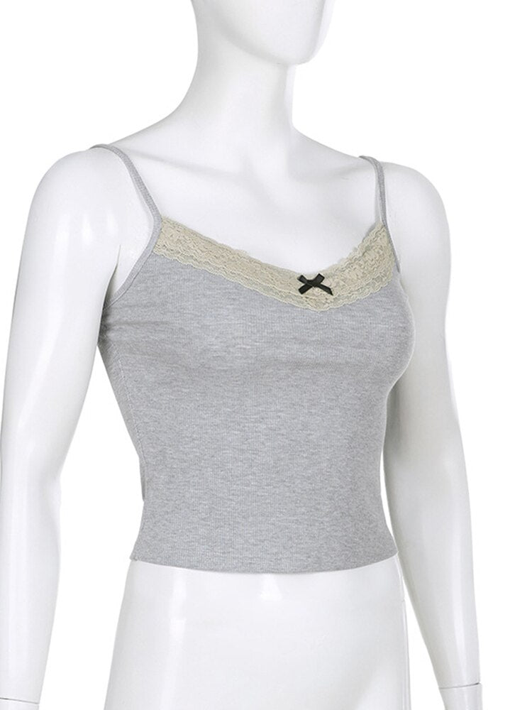 Well Tailored Top with a Graceful Silhouette