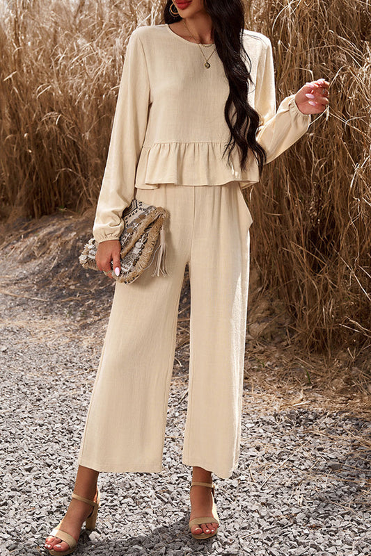 Well Tailored Trousers with a Graceful Silhouette