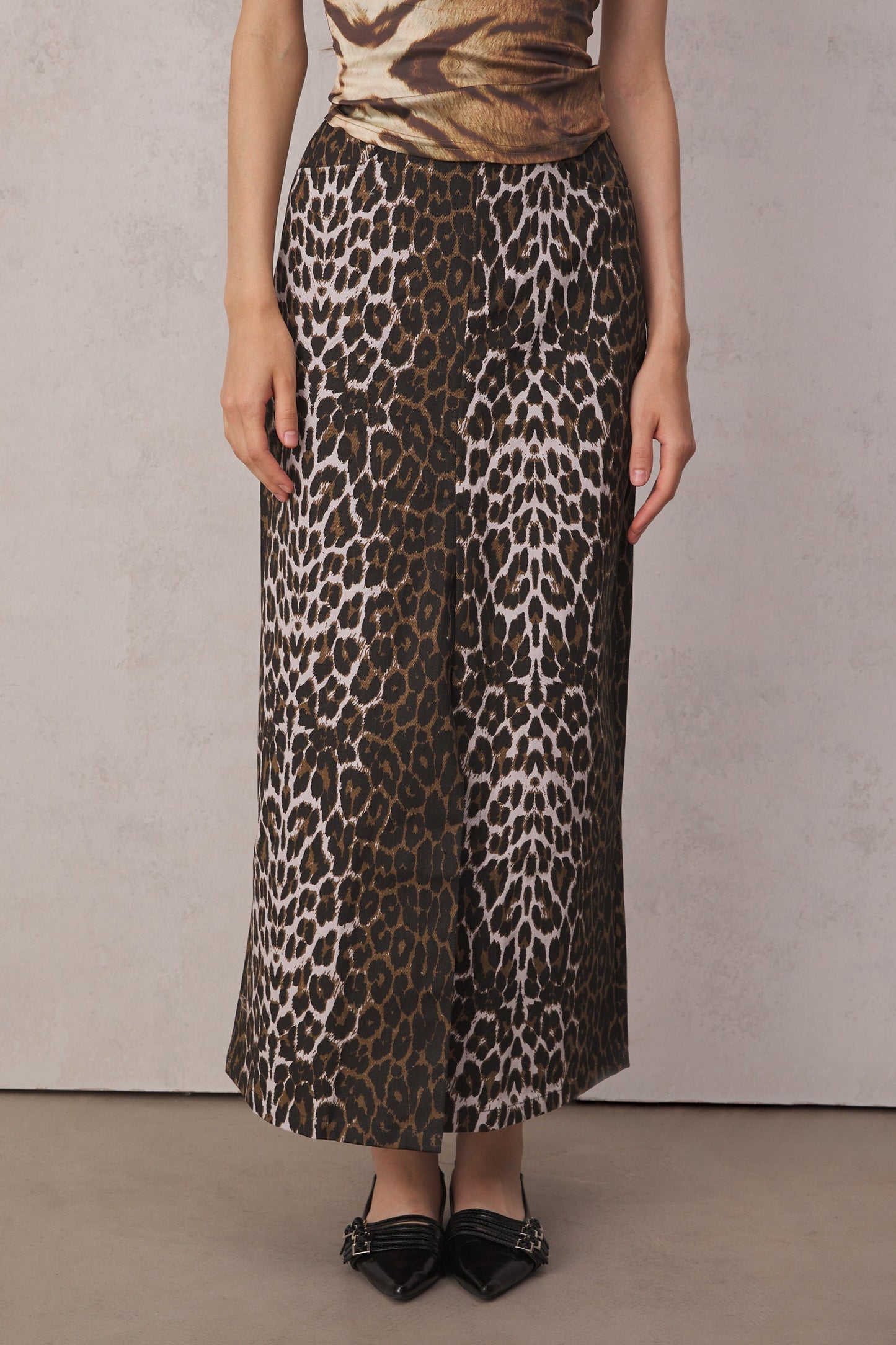 Beautifully Finished Garment in a Timeless Design