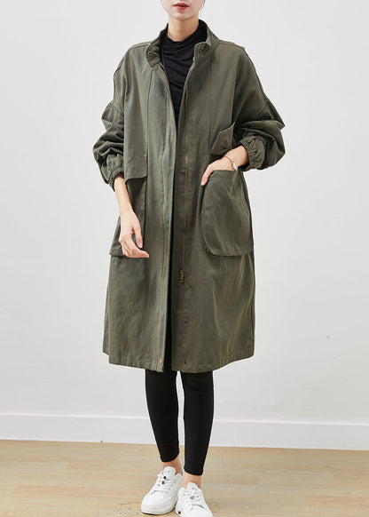 Well Tailored Coat with a Graceful Silhouette