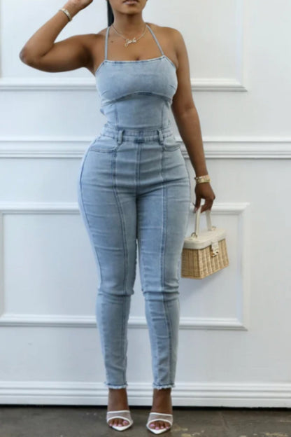 Sophisticated Garment with a Clean Classic Look