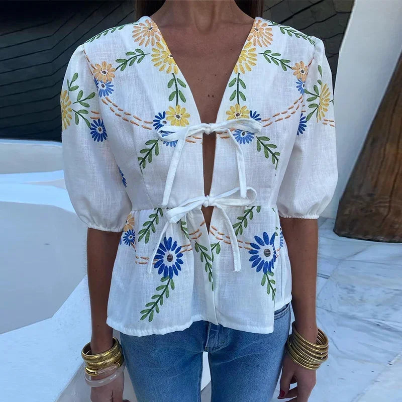Classic Vintage Blouse with a Flattering Fit