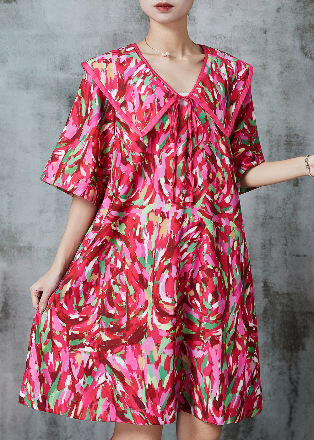 Gracefully Styled Dress for Any Occasion