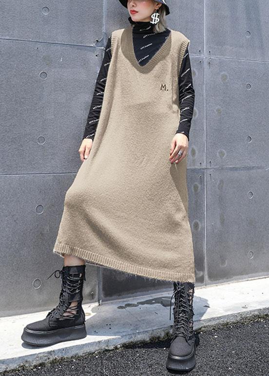 Well Tailored Sweater with a Graceful Silhouette
