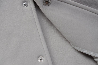 Well Tailored Jacket with a Graceful Silhouette