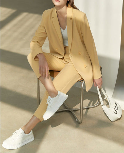Polished Garment with an Effortless Classic Look