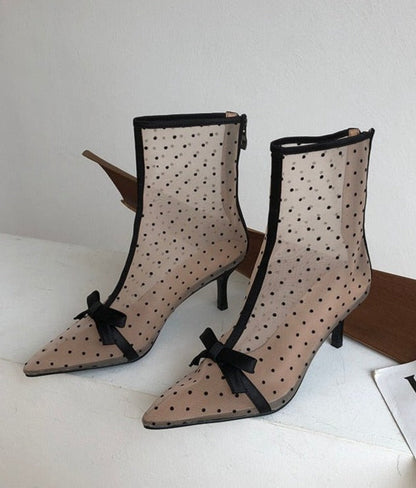 Classic Vintage Boots with a Flattering Fit