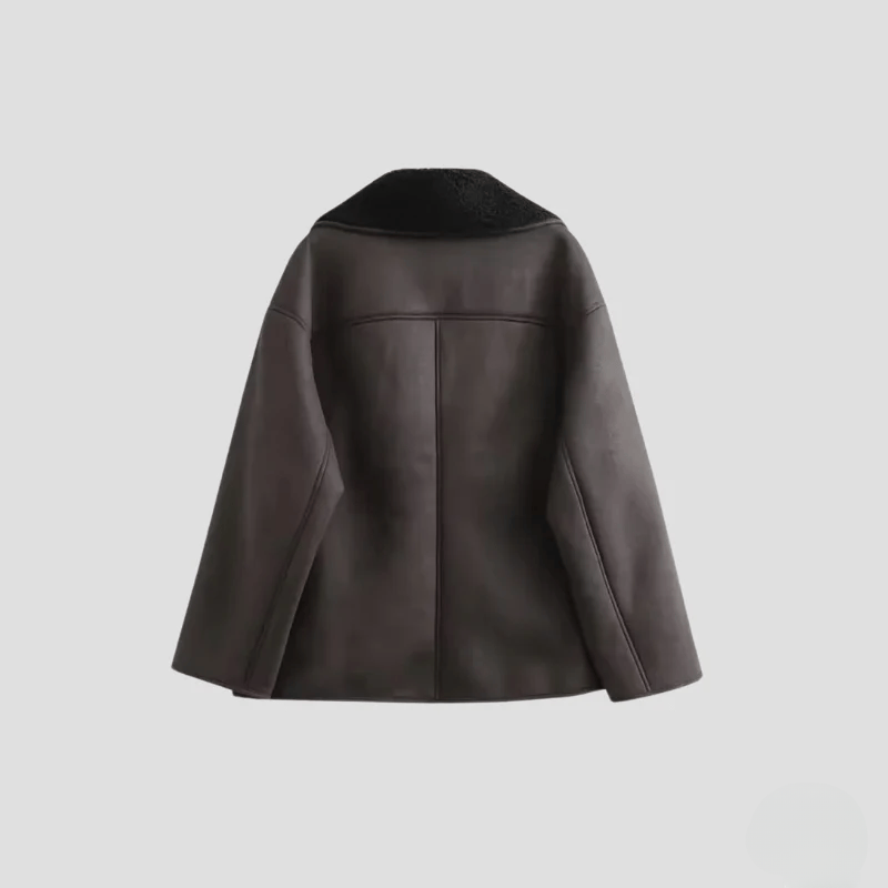 Polished Jacket with an Effortless Classic Look