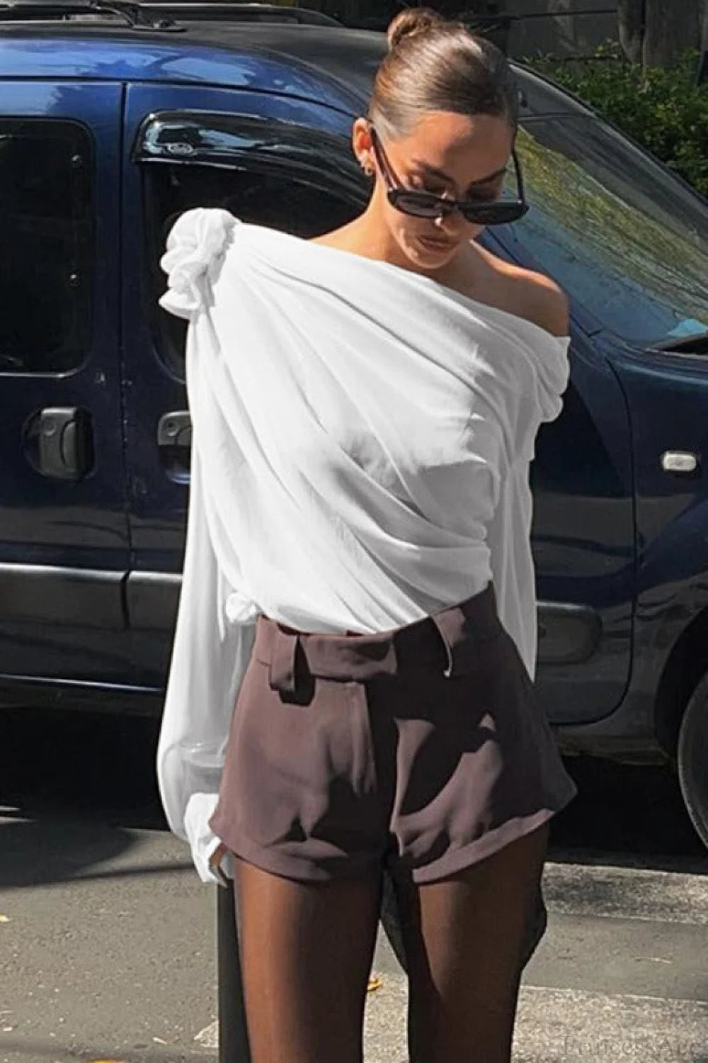 Polished Blouse with an Effortless Classic Look