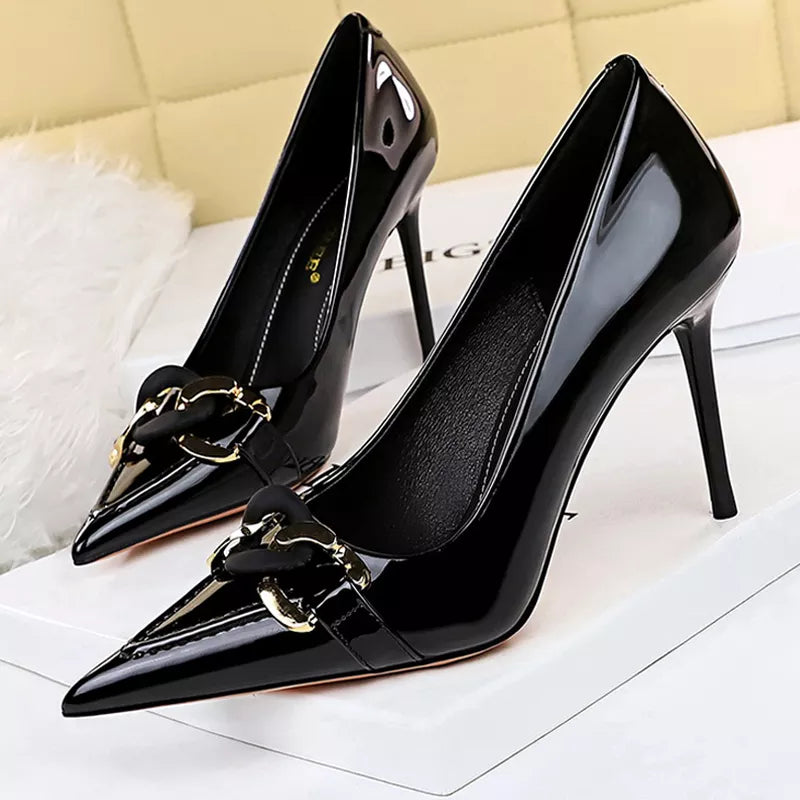 Elegantly Styled Heels for Everyday Wear
