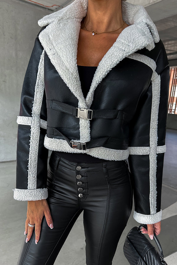 Beautifully Finished Coat in a Timeless Design