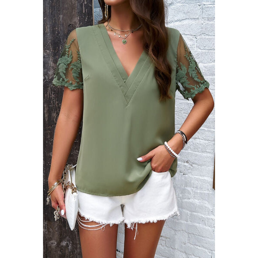 Beautifully Finished T-Shirt in a Timeless Design