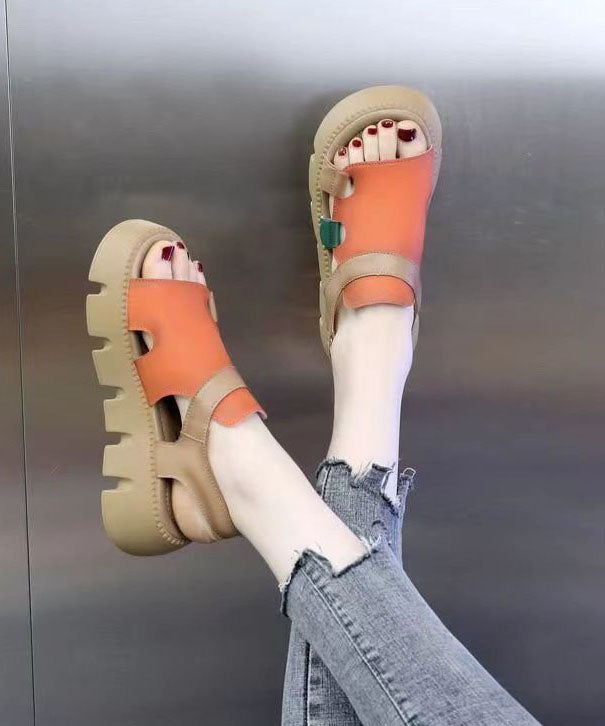 Effortlessly Elegant Sandals with a Timeless Design