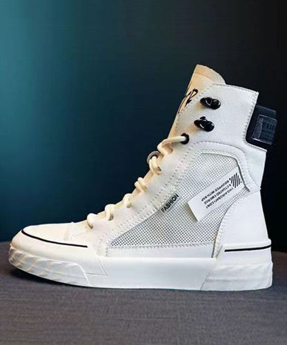 Well Tailored Boots with a Graceful Silhouette