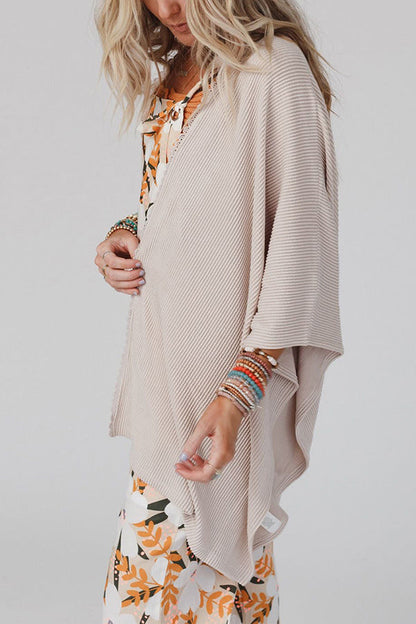 Well Tailored Cardigan with a Graceful Silhouette