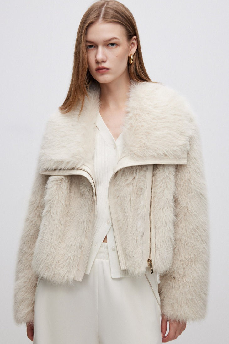 Classic Vintage & Enduringly Stylish Coat