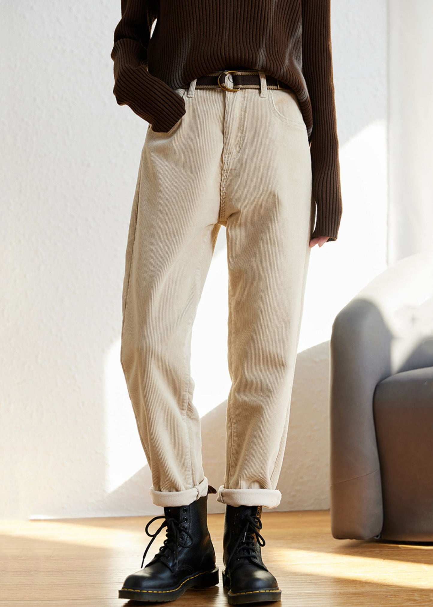 Classic Vintage Pants with a Flattering Fit