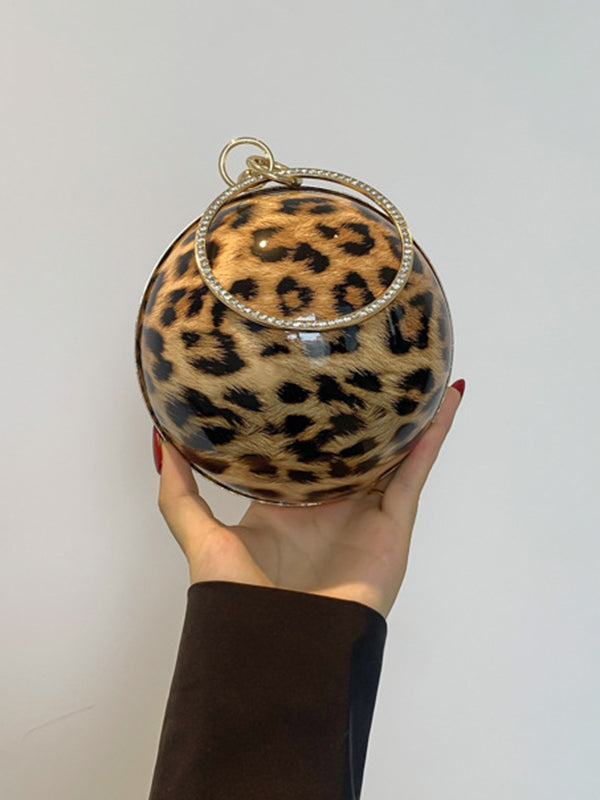 Beautifully Crafted Bag in a Classic Style