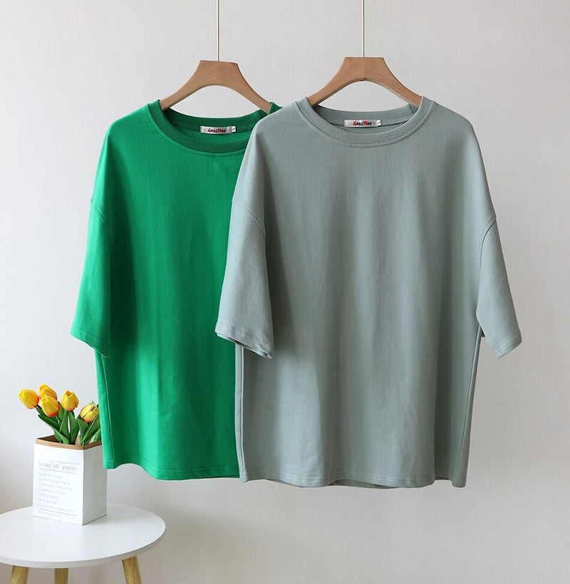 Effortlessly Elegant Garment with a Timeless Design