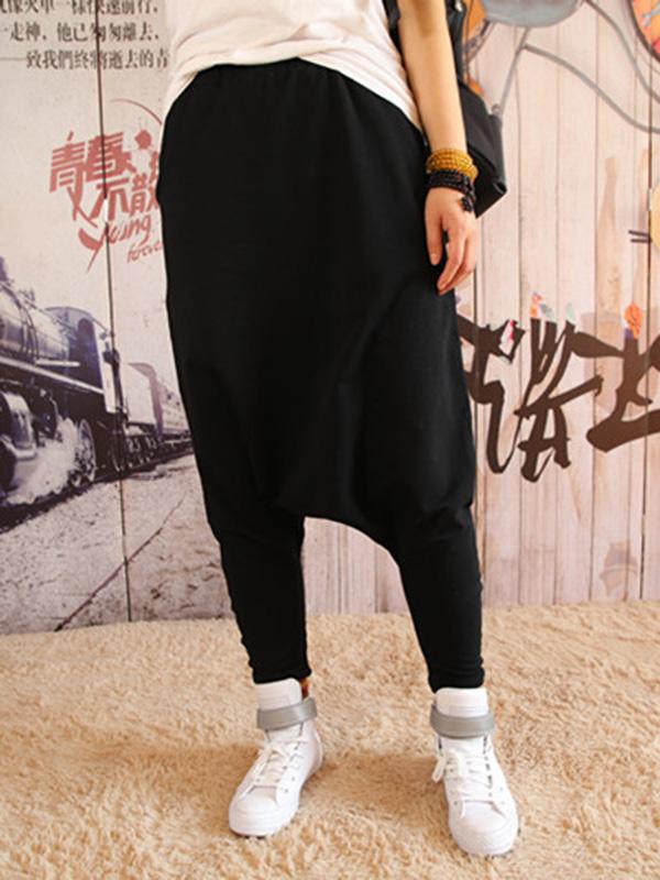 Well Tailored Pants with a Graceful Silhouette