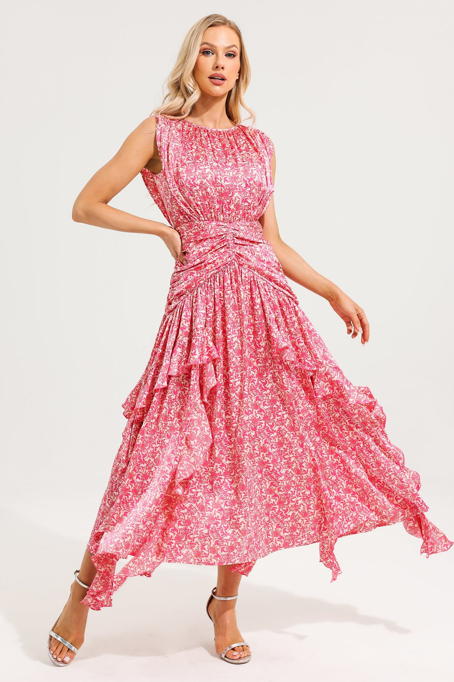 Beautifully Crafted Dress in a Classic Style