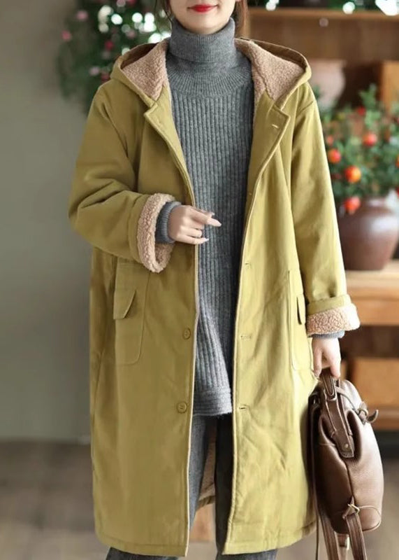 Elegantly Styled Coat for Everyday Wear
