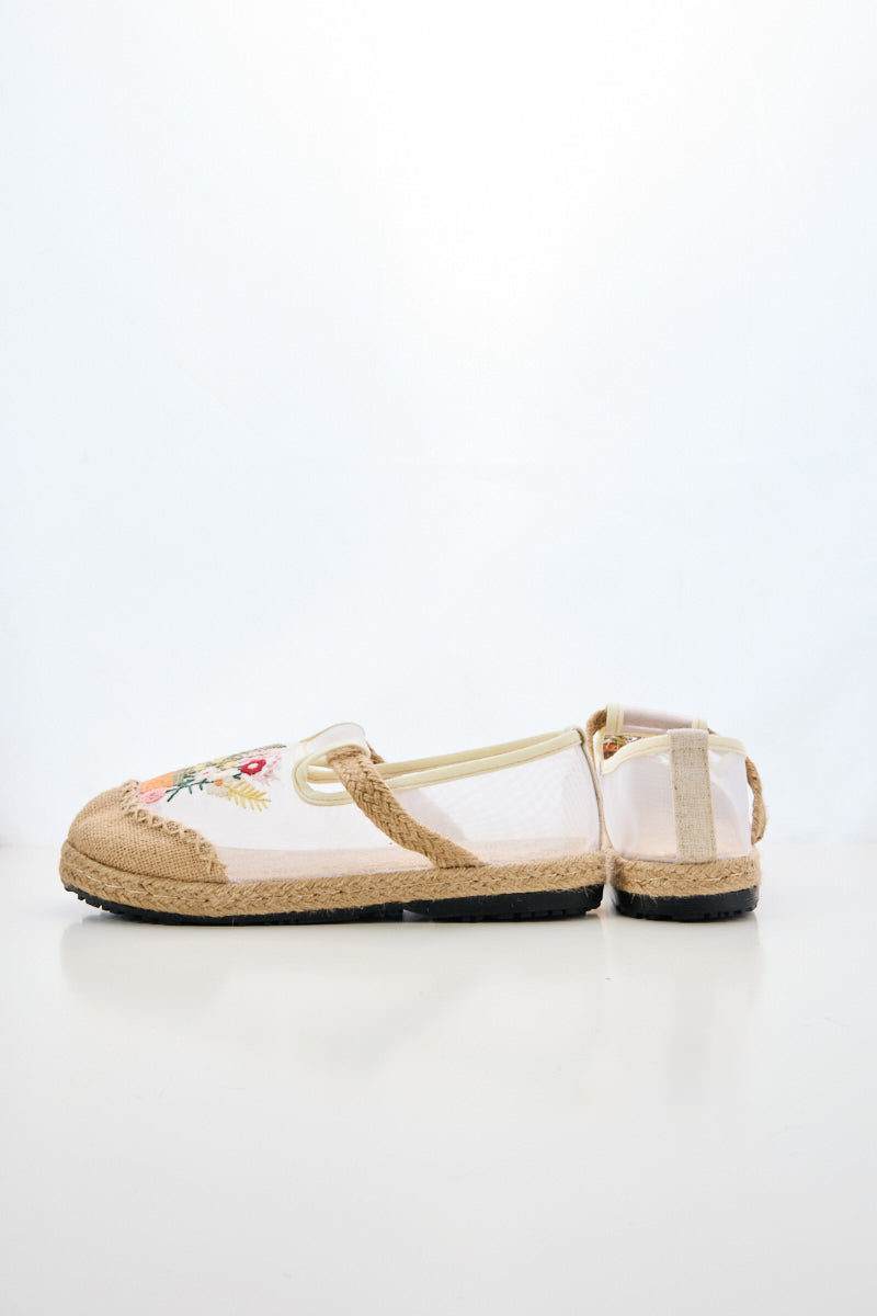 Beautifully Crafted Garment in a Classic Style