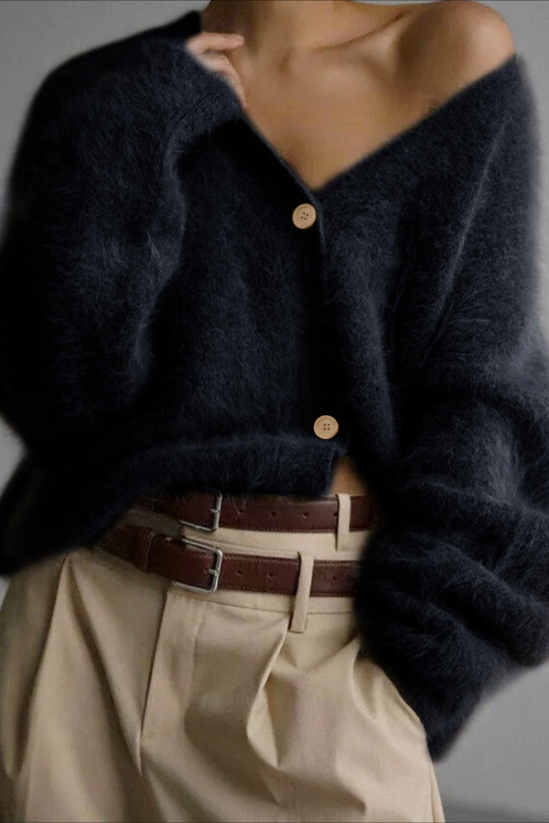 Elegantly Styled Cardigan for Everyday Wear