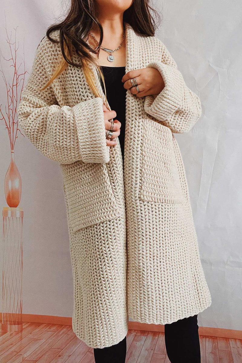 Well Tailored Cardigan with a Graceful Silhouette