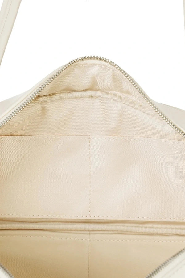 Elegantly Styled Bag for Everyday Wear