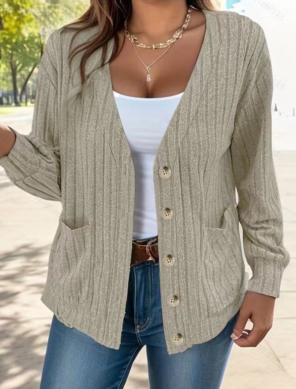 Beautifully Finished Cardigan in a Timeless Design