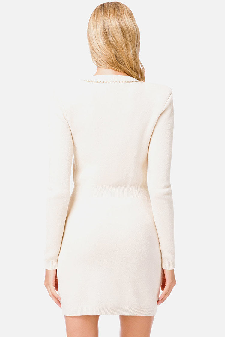 Beautifully Crafted Sweater in a Classic Style