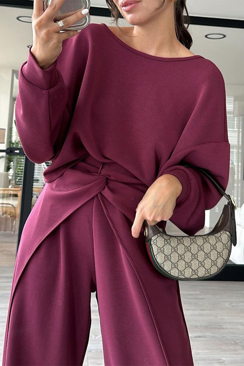 Effortlessly Elegant Garment with a Timeless Design