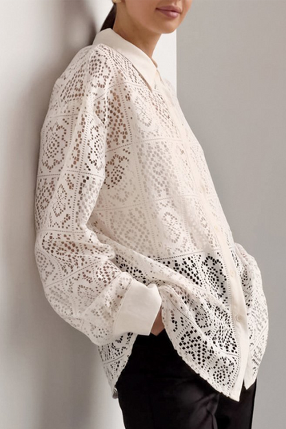 Well Tailored Blouse with a Graceful Silhouette