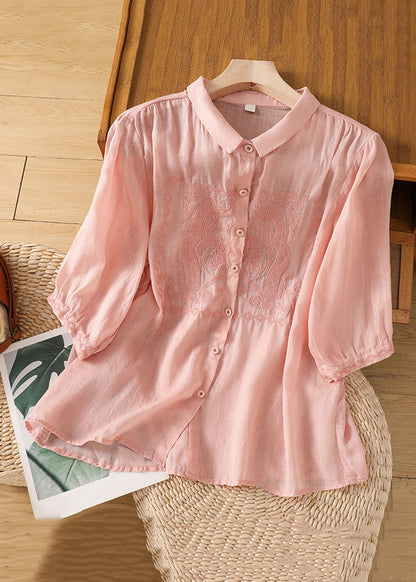 Well Tailored Blouse with a Graceful Silhouette