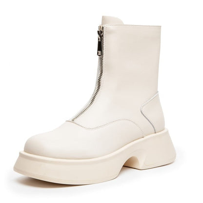 Elegantly Styled Boots for Everyday Wear