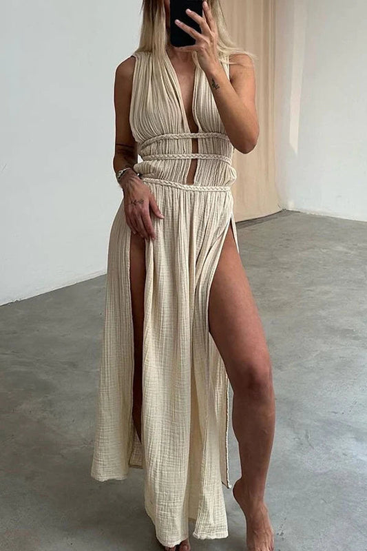 Effortlessly Elegant Dress with a Timeless Design