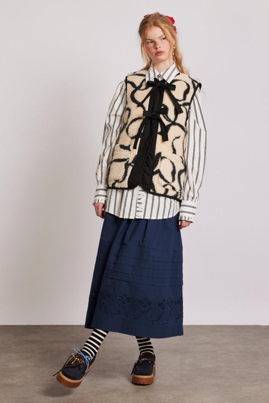 Well Tailored Garment with a Graceful Silhouette