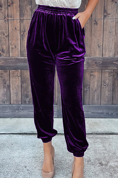 Elegantly Styled Pants for Everyday Wear