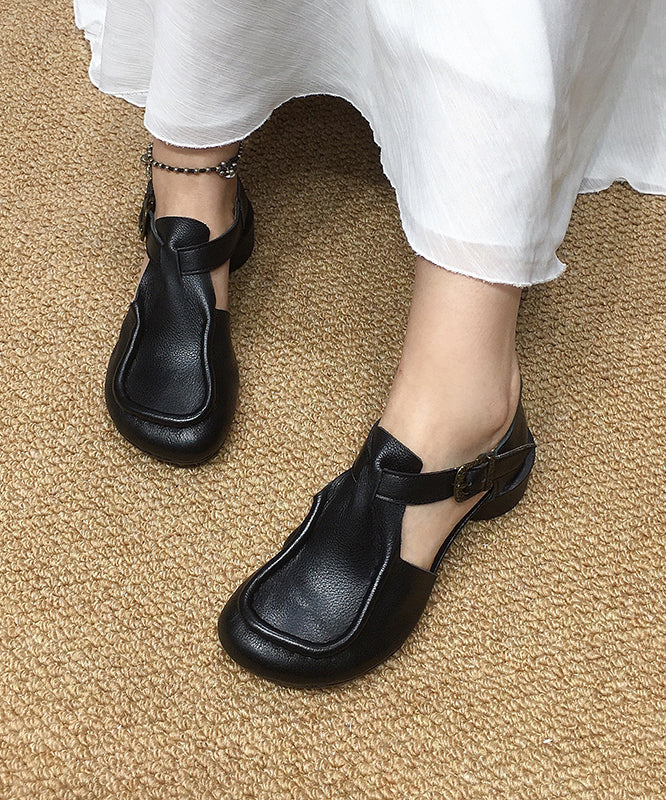 Elegantly Styled Sandals for Everyday Wear