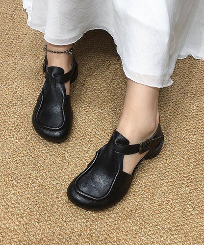 Elegantly Styled Sandals for Everyday Wear